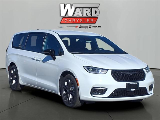 2025 Chrysler Pacifica PACIFICA SELECT