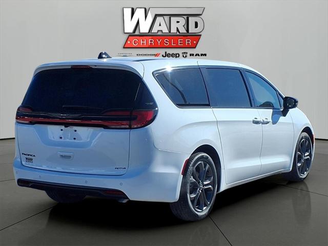 2025 Chrysler Pacifica PACIFICA SELECT
