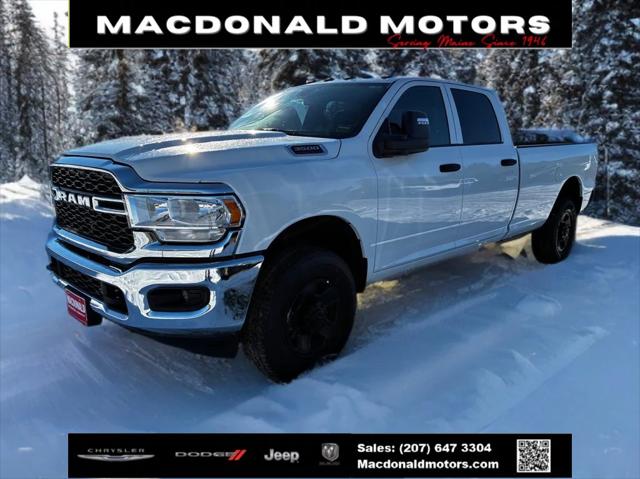 2024 RAM 3500 Tradesman Crew Cab 4x4 8 Box
