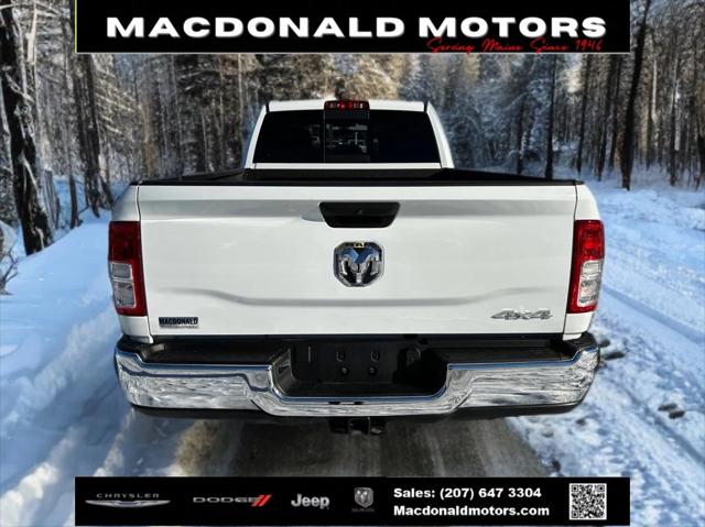 2024 RAM 3500 Tradesman Crew Cab 4x4 8 Box
