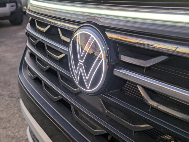 2025 Volkswagen Atlas 2.0T Peak Edition