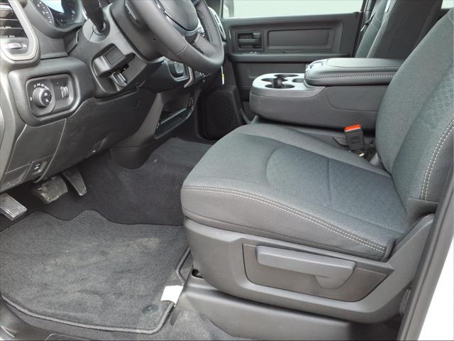 2026 Ram 2500 Tradesman Crew Cab 4x4 6'4" Box