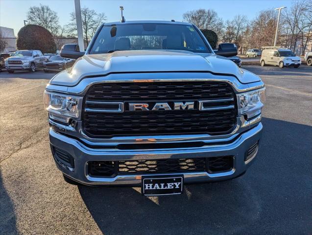 2022 RAM 2500 Big Horn Crew Cab 4x4 64 Box 2022 RAM 2500 Big Horn Crew Cab 4x4 64 Box