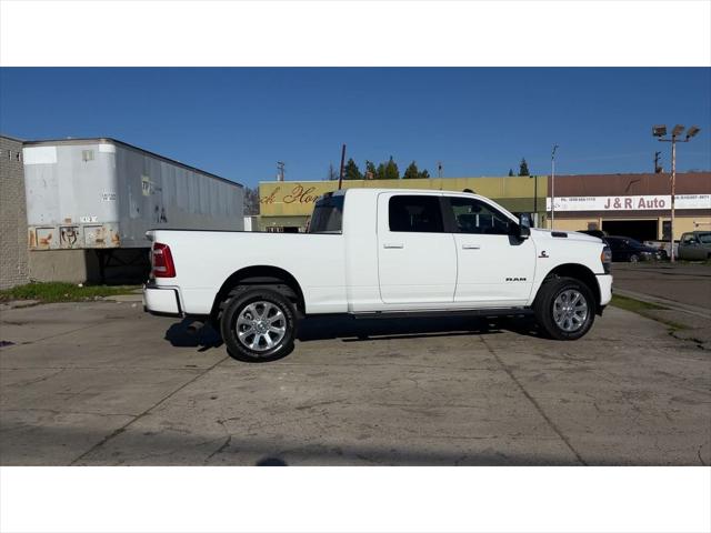 2024 Ram 3500 Laramie Mega Cab 4x4 64 Box