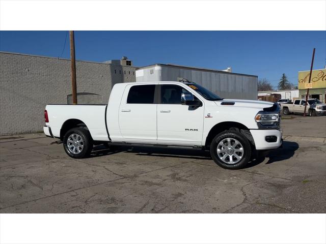 2024 Ram 3500 Laramie Mega Cab 4x4 64 Box