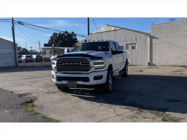 2024 Ram 3500 Laramie Mega Cab 4x4 64 Box