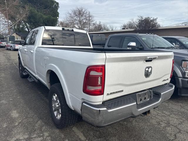 2020 RAM 2500 Laramie Crew Cab 4X4 8 Box