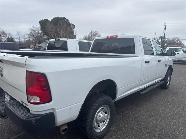 2017 RAM 2500 Tradesman Crew Cab 4x4 8 Box
