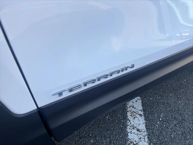 2024 GMC Terrain AWD SLT