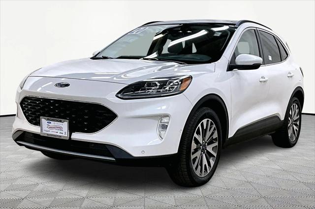 2020 Ford Escape Titanium Hybrid