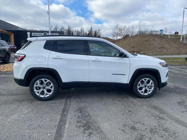 2026 Jeep Compass COMPASS LATITUDE 4X4