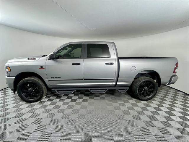2022 RAM 2500 Big Horn Crew Cab 4x4 64 Box