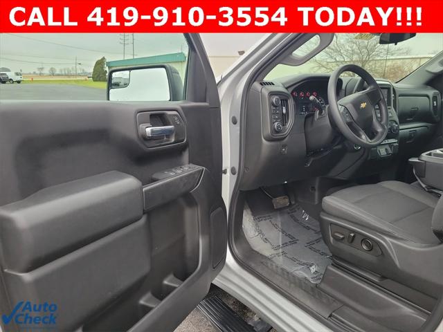 2022 Chevrolet Silverado 1500 4WD Crew Cab Short Bed Custom