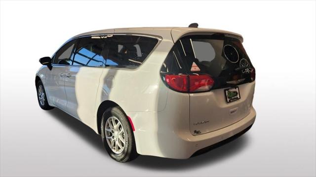 2026 Chrysler Voyager VOYAGER LX