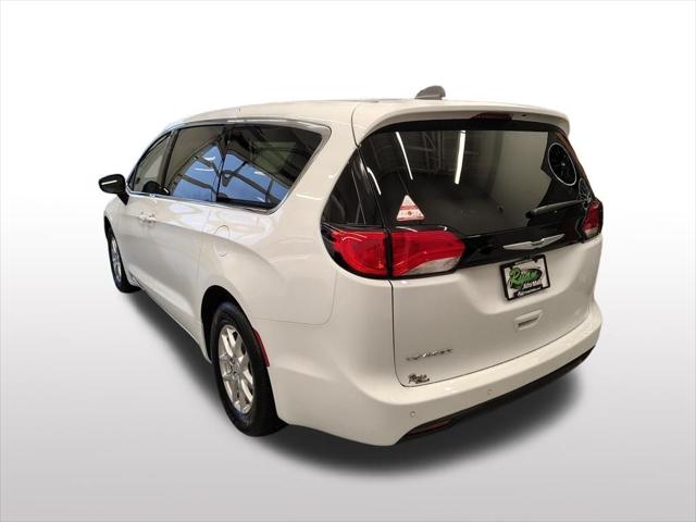 2026 Chrysler Voyager VOYAGER LX