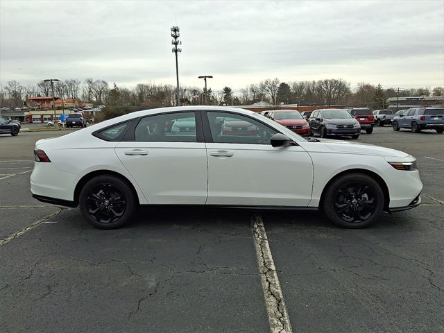 2025 Honda Accord Sedan SE