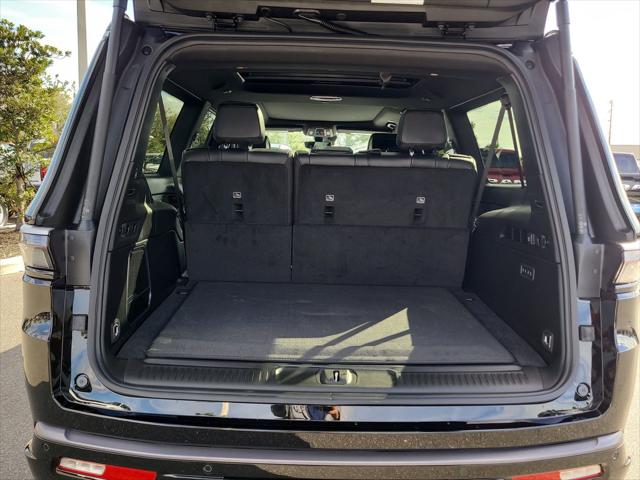 2026 Jeep Grand Wagoneer L 4x4