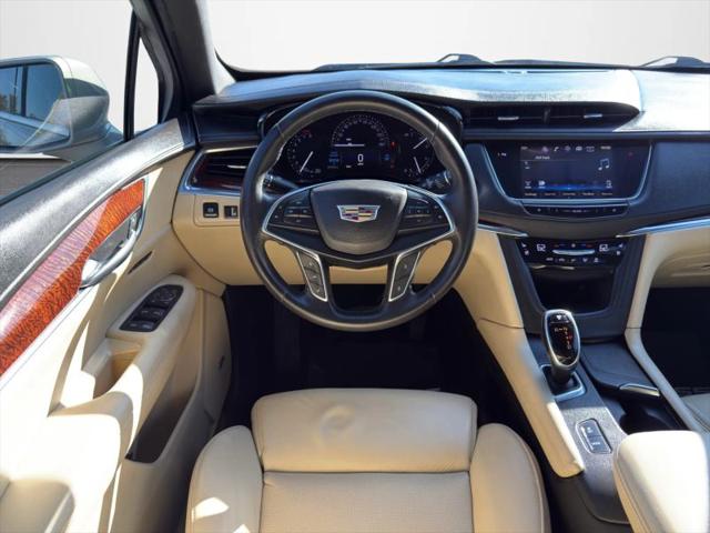 2017 Cadillac XT5 Premium Luxury