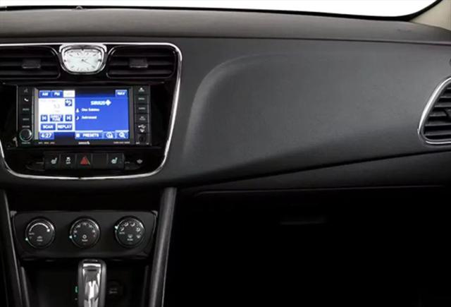 2014 Chrysler 200 Touring