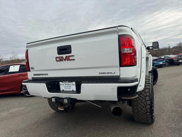 2017 GMC Sierra 2500HD Denali