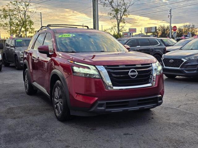 2023 Nissan Pathfinder SV FWD