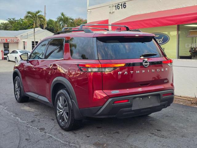 2023 Nissan Pathfinder SV FWD