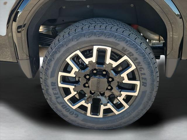 2026 GMC Sierra 2500HD Crew Cab, Standard Bed, Denali, 4WD