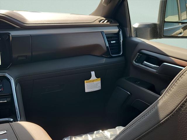 2026 GMC Sierra 2500HD Crew Cab, Standard Bed, Denali, 4WD