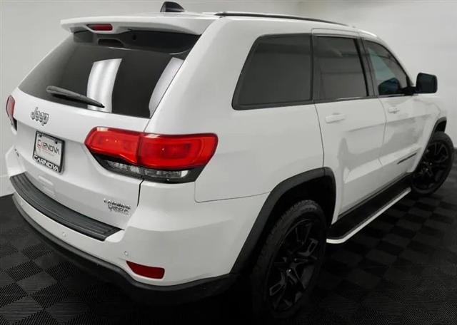2017 Jeep Grand Cherokee Laredo 4x4