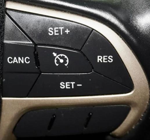 2017 Jeep Grand Cherokee Laredo 4x4