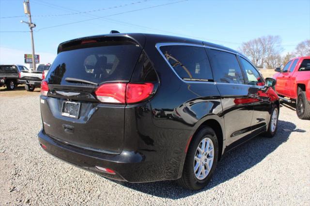 2017 Chrysler Pacifica LX