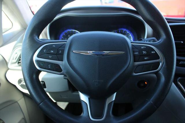 2017 Chrysler Pacifica LX