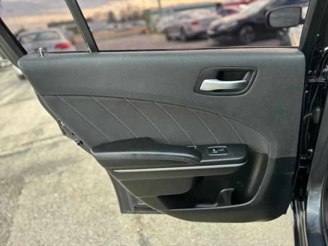 2019 Dodge Charger SXT RWD