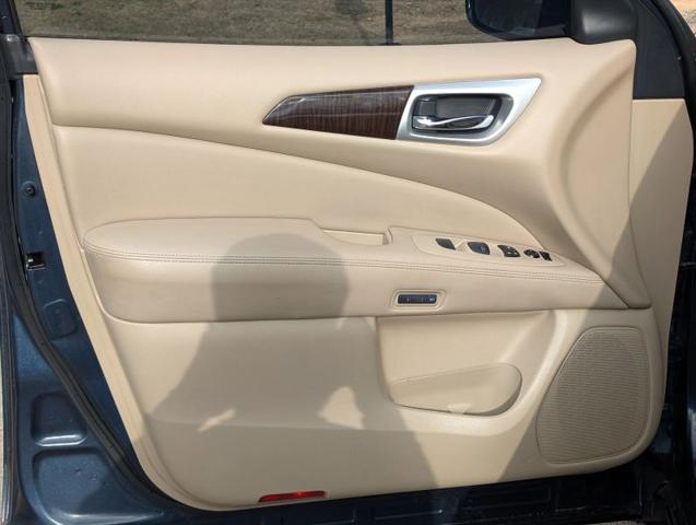 2014 Nissan Pathfinder SL