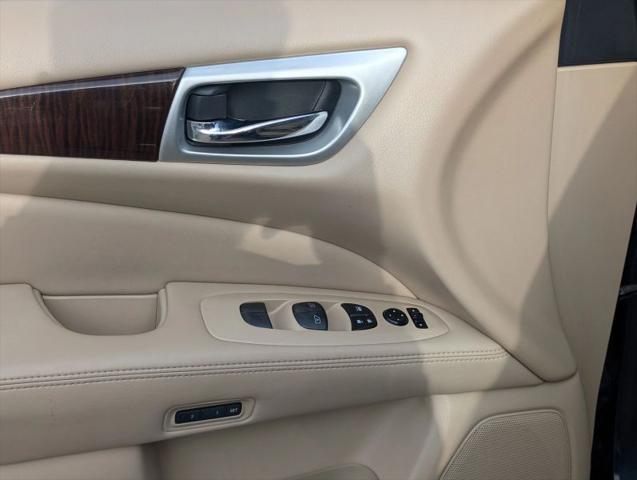 2014 Nissan Pathfinder SL