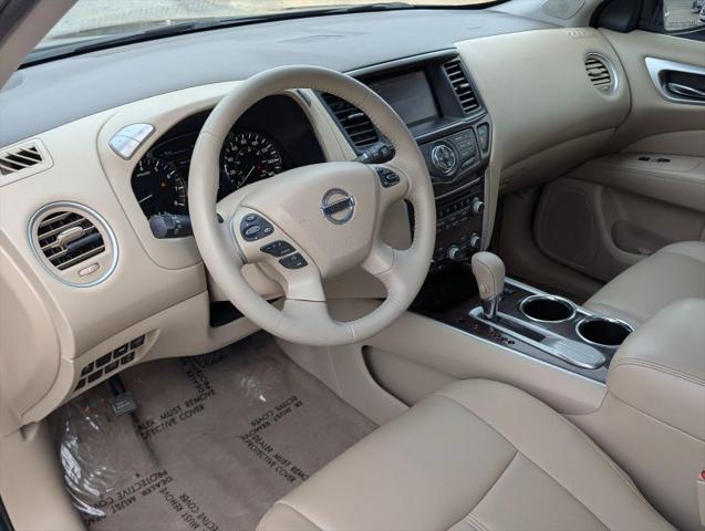 2014 Nissan Pathfinder SL