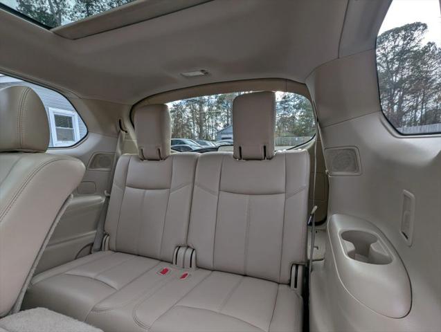2014 Nissan Pathfinder SL