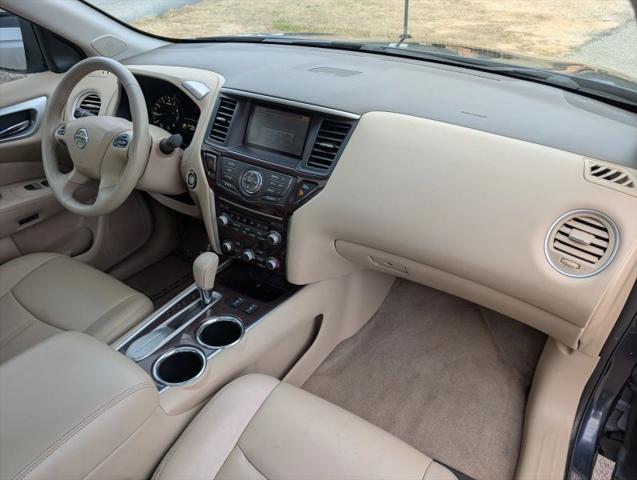 2014 Nissan Pathfinder SL