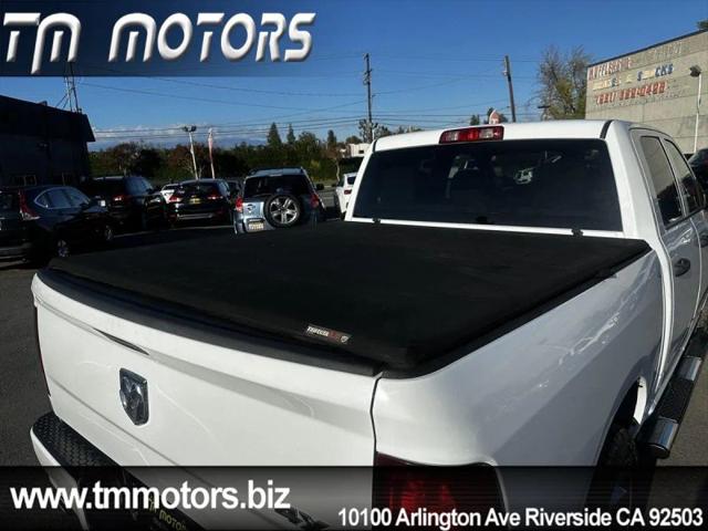 2017 Ram 1500 Express Crew Cab 4x4 57 Box