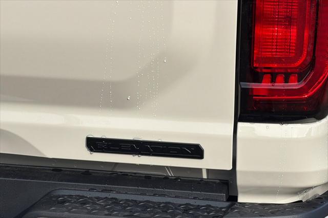 2026 GMC Canyon Elevation, 4WD