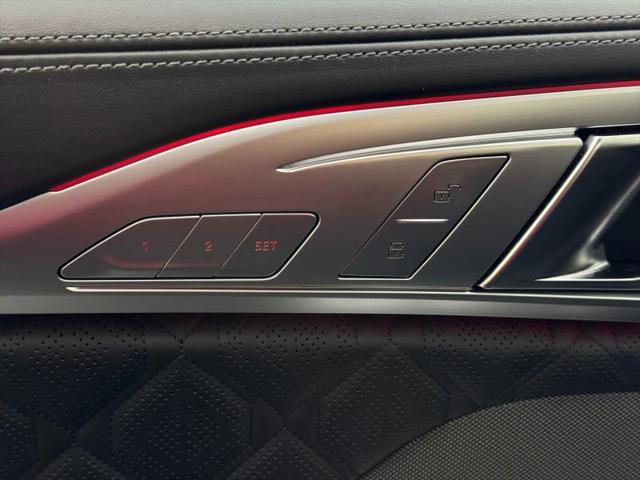 2021 BMW M8 Base