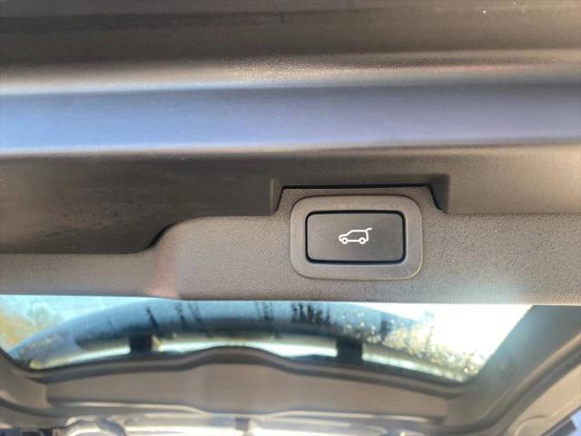 2018 Land Rover Discovery SE