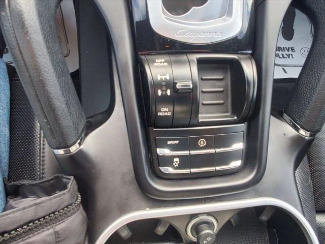 2017 Porsche Cayenne Platinum Edition