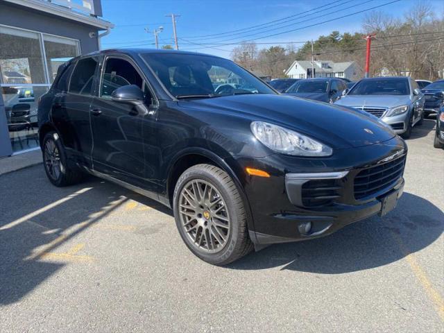 2017 Porsche Cayenne Platinum Edition
