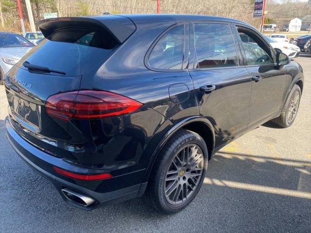 2017 Porsche Cayenne Platinum Edition