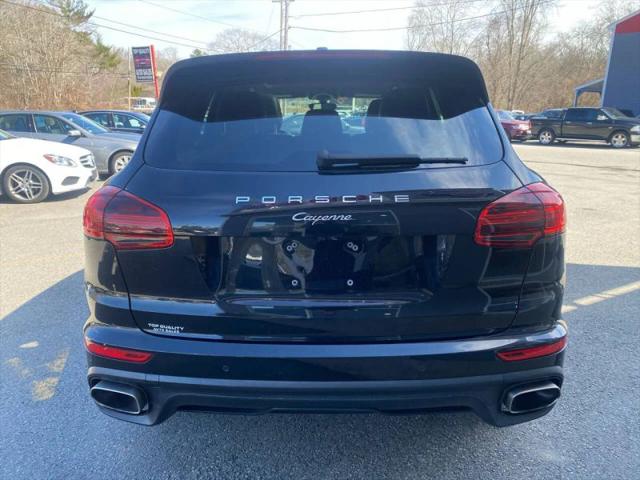 2017 Porsche Cayenne Platinum Edition