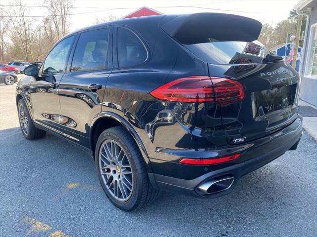 2017 Porsche Cayenne Platinum Edition