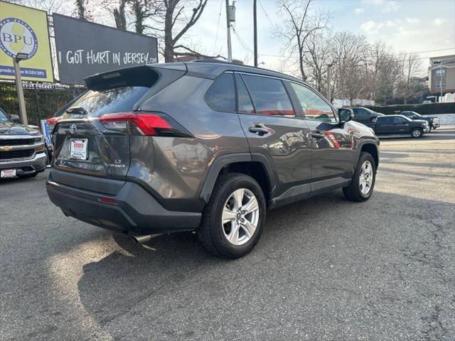 2020 Toyota RAV4 Hybrid LE
