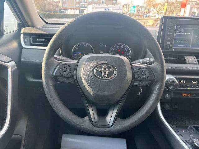 2020 Toyota RAV4 Hybrid LE