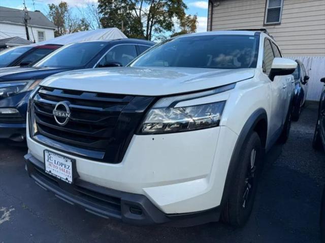 2022 Nissan Pathfinder SV 2WD